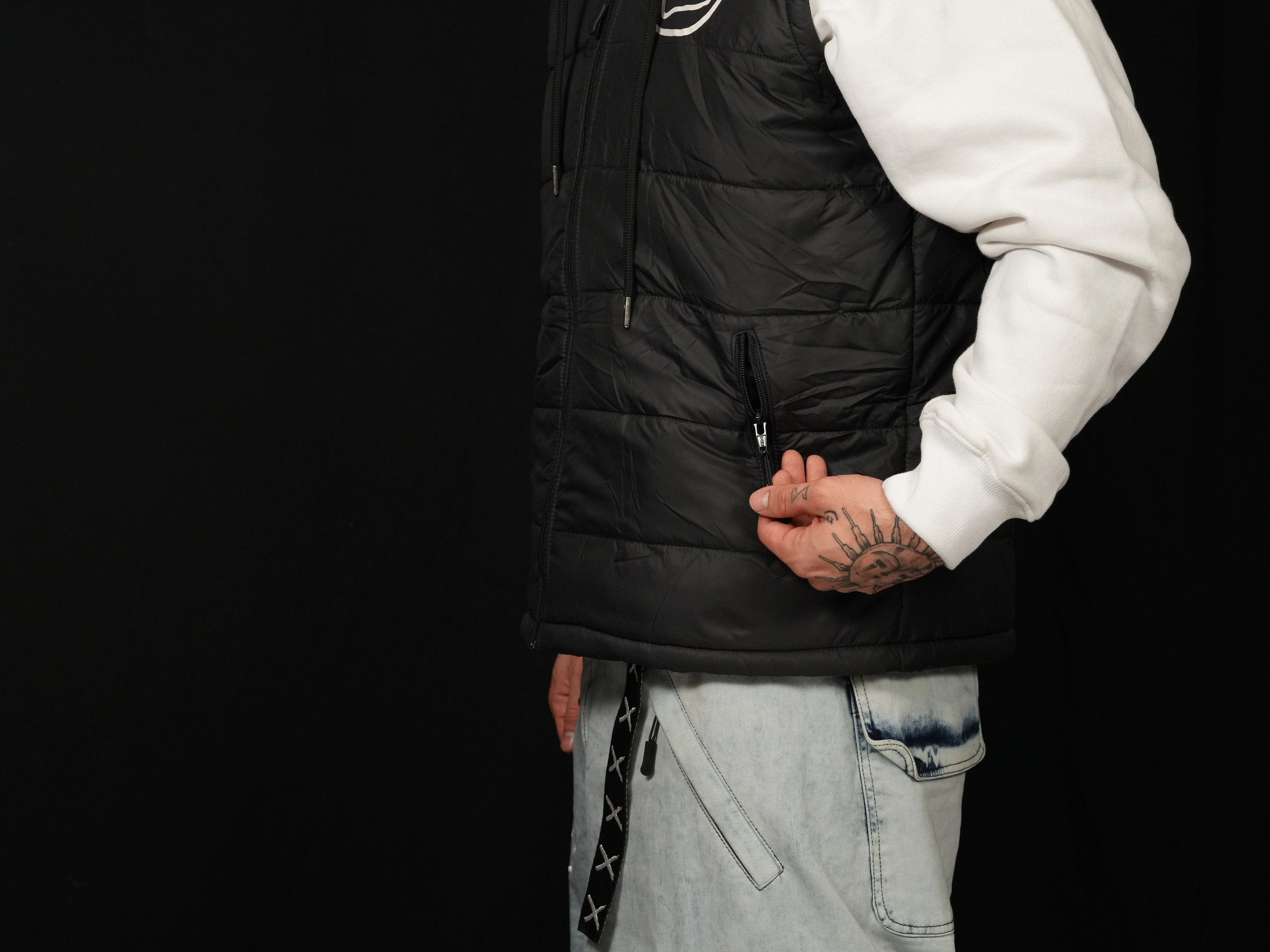 Slacker Puffy Vest - Black - Image 3