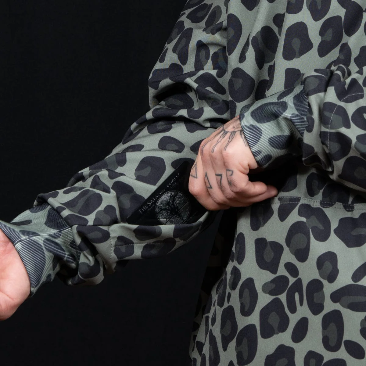 Slacker Snow Jacket: Green Cheetah - Image 3